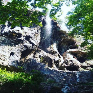 Kamard waterfall