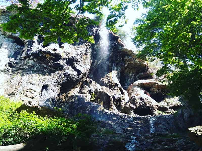 Kamard waterfall